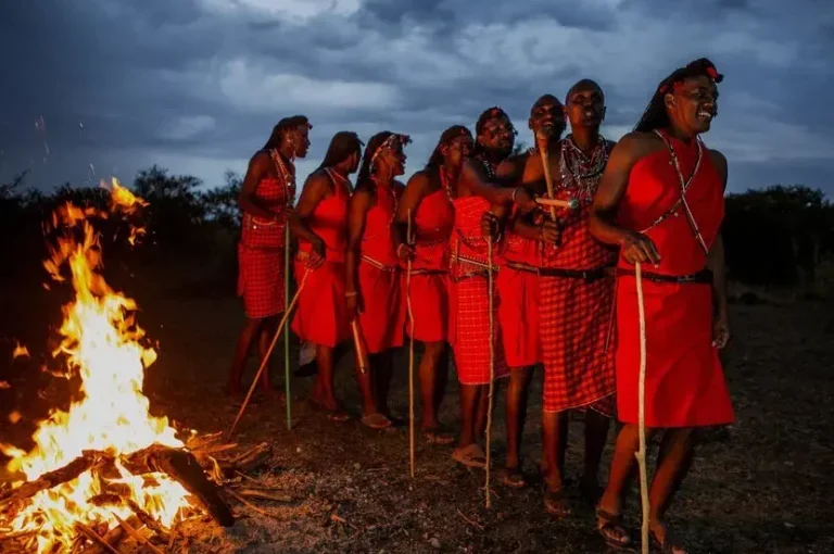 Safari et Culture : Découvrez le Mode de Vie de la Tribu Maasai