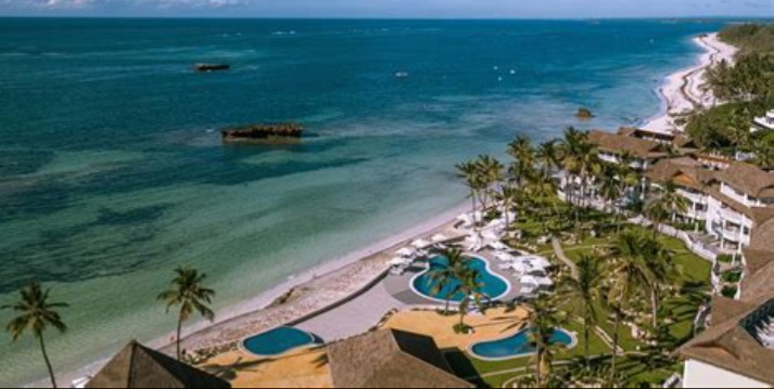 Découvrez Diani Beach : Le Paradis Ultime du Kenya 2025