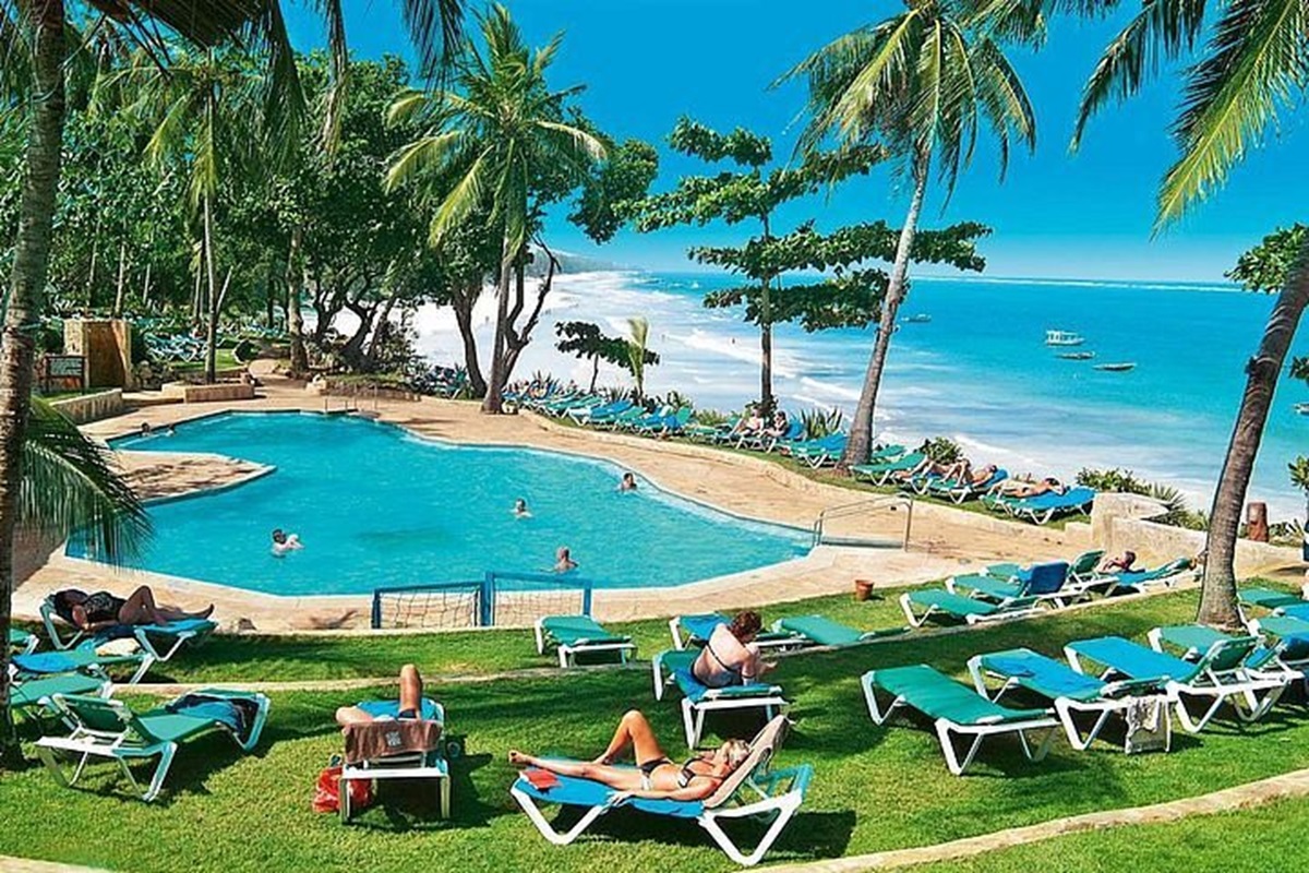 Expériences Inoubliables à Inclure dans Votre Itinéraire Safari et Plage au Kenya en 2025