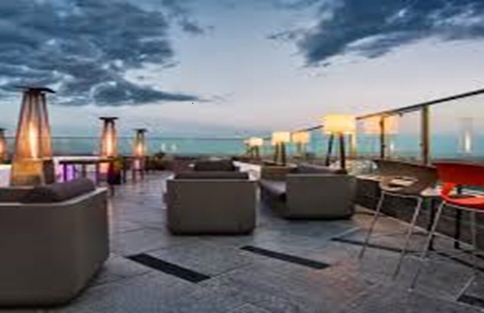 Des Rooftops de Nairobi aux Havres de Mombasa Découvrez des Séjours avec Vues Imprenables