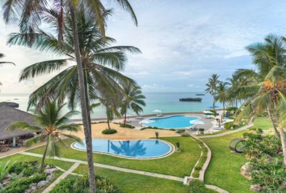 Plage Kenya ou Zanzibar : Quelle Destination Choisir pour vos Vacances de Rêve ?